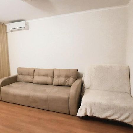 Двухкомнатная Квартира 300М От Моря Ул Парковая 18 Отчетные Док TTchornomorsk Extérieur photo