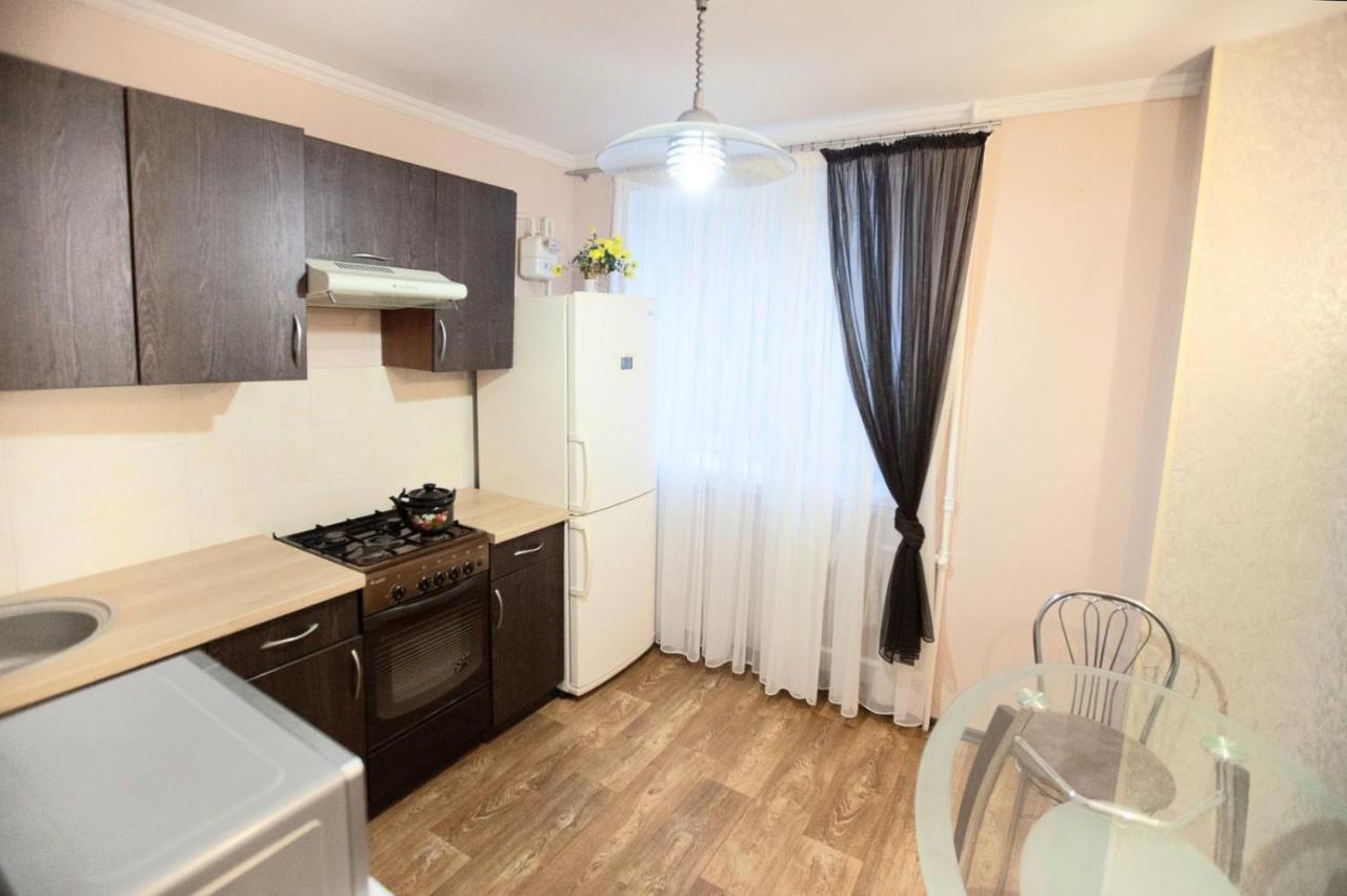 Двухкомнатная Квартира 300М От Моря Ул Парковая 18 Отчетные Док TTchornomorsk Extérieur photo